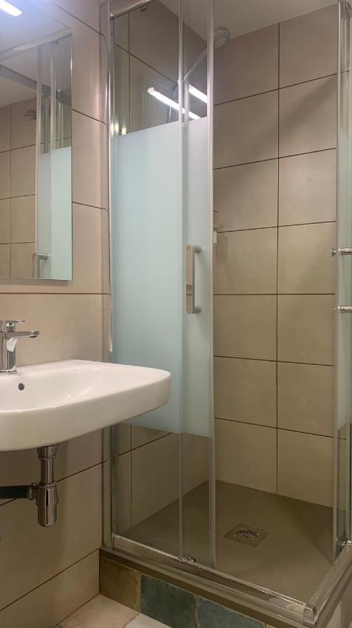 Somnio Hostels Barcelona Bagian luar foto