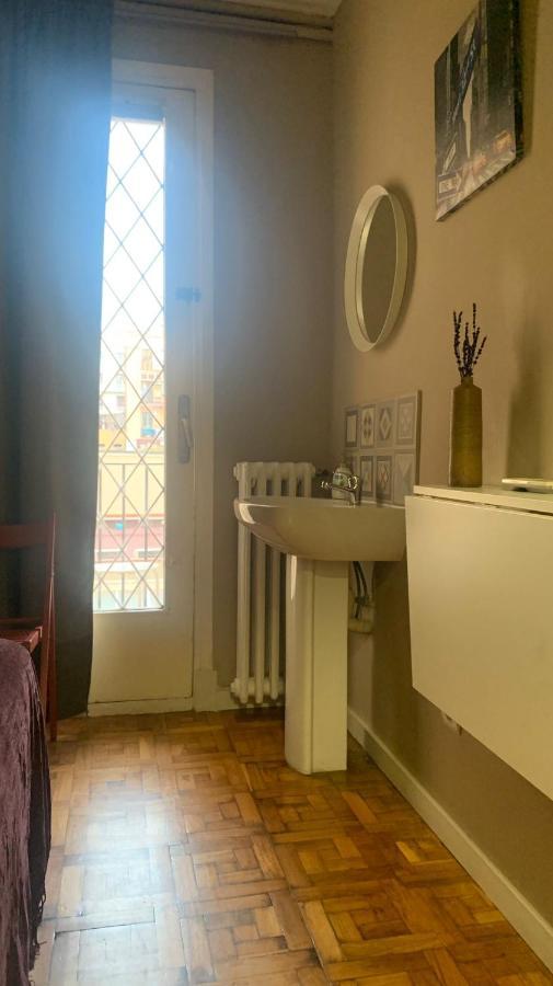 Somnio Hostels Barcelona Bagian luar foto
