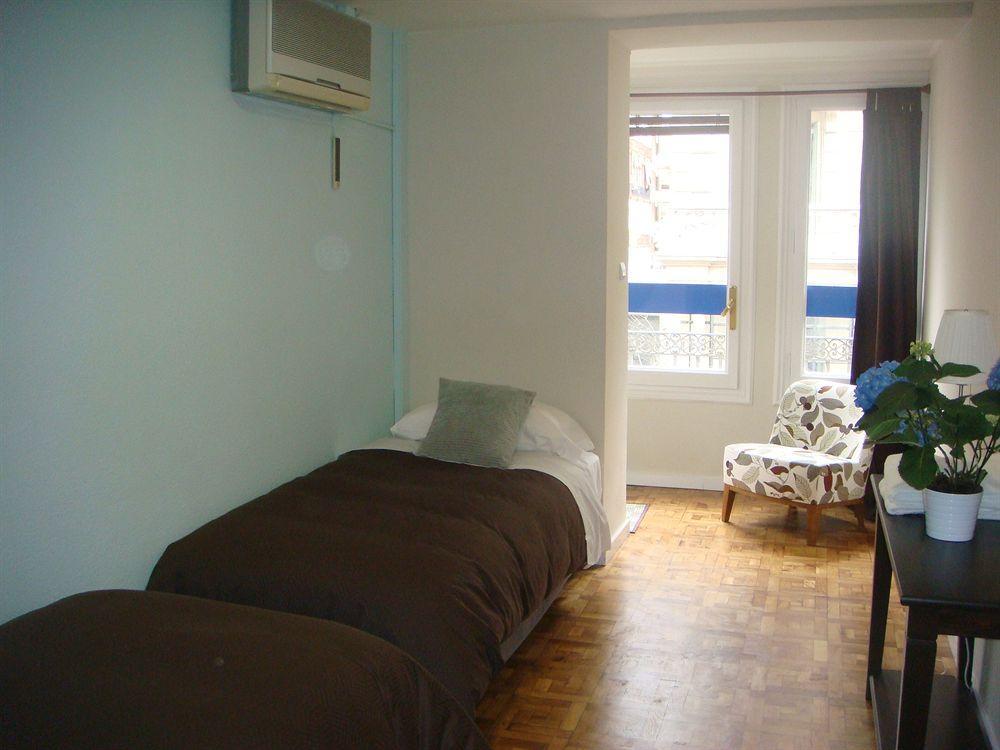 Somnio Hostels Barcelona Bagian luar foto