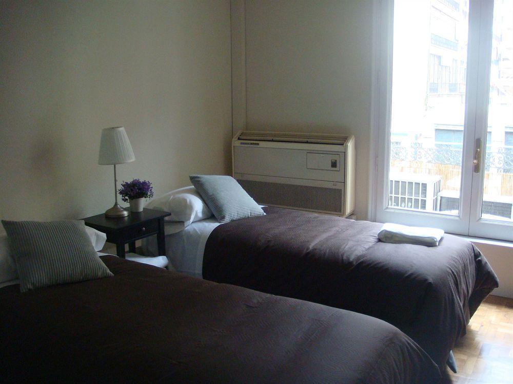 Somnio Hostels Barcelona Bagian luar foto