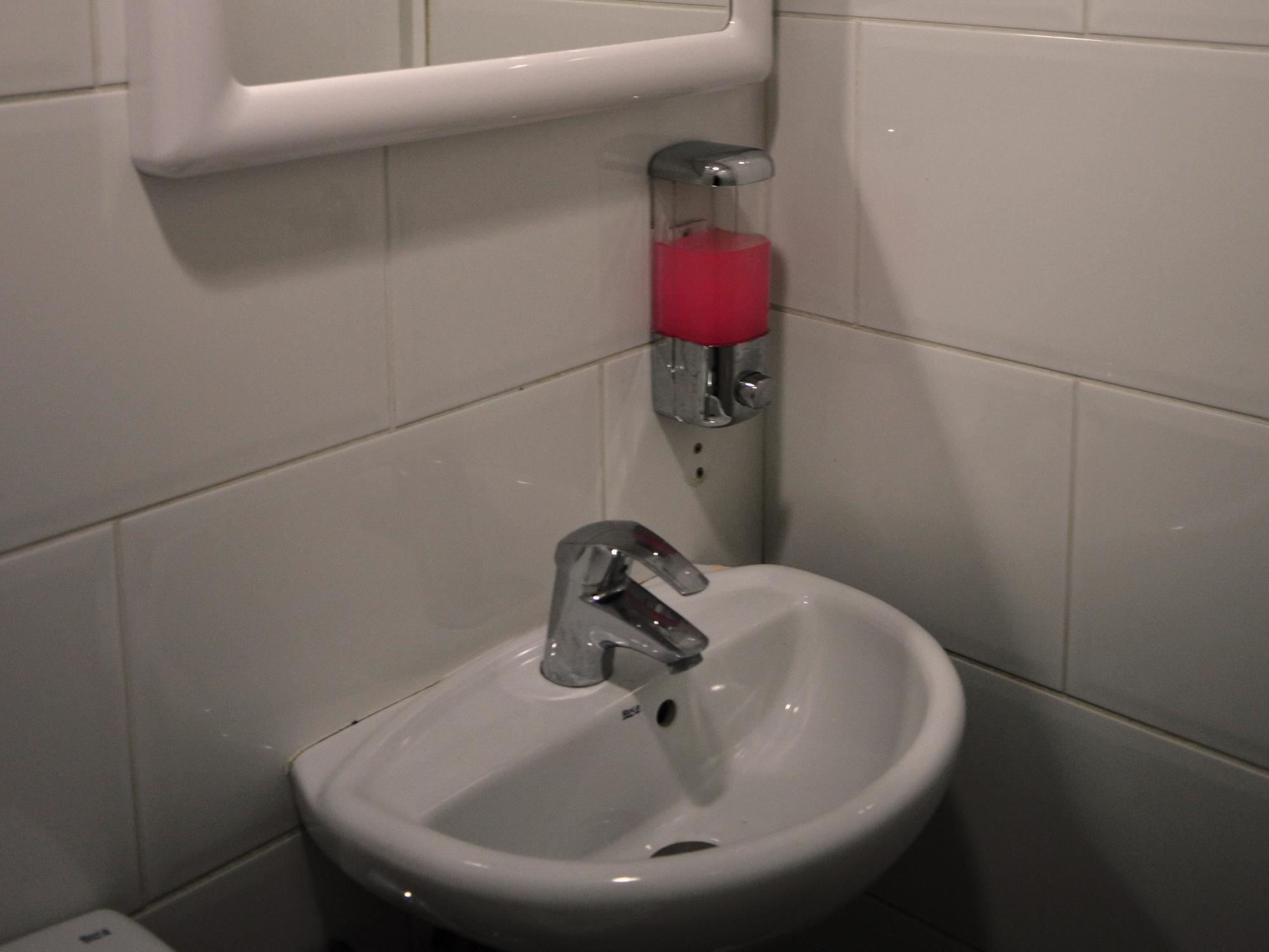 Somnio Hostels Barcelona Bagian luar foto